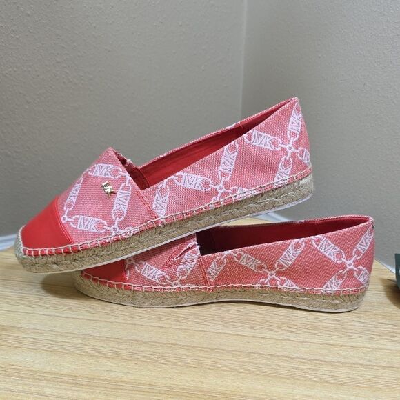 Michael Kors Kendrick Leather Toe-Cap Flats - Picture 8 of 16